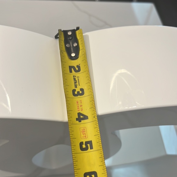 Chanel logo for display - Picture 4 of 8